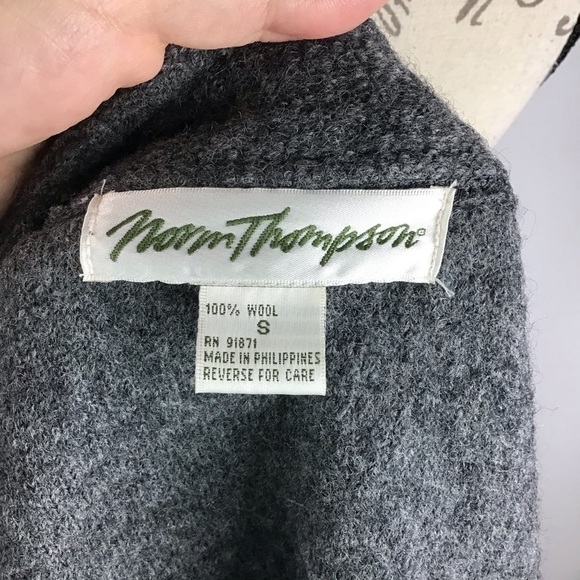 Norm Thompson Gray 100% Wool Jacket - Picture 5 of 6